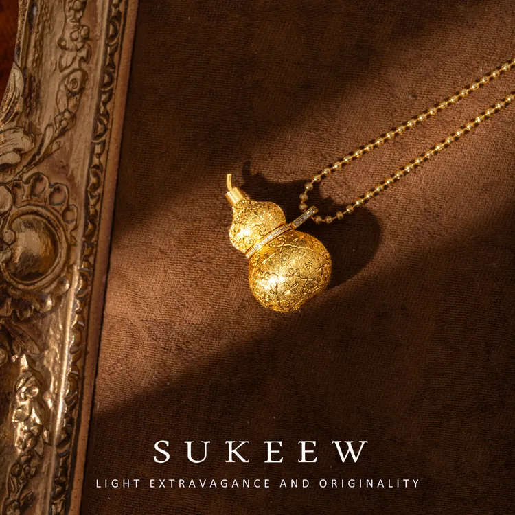 SUKEEW/酥可 镀k金 新中式拉丝丝绒如意葫芦项链275001