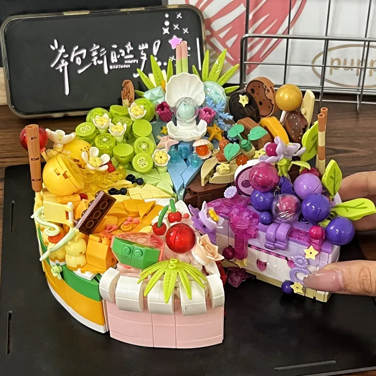 女孩生日礼物积木蛋糕儿童益智小颗粒拼装玩具6-12岁开发大脑积木