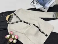 【燕麦色V领开衫】早秋新款时尚长袖针织上衣QC5502