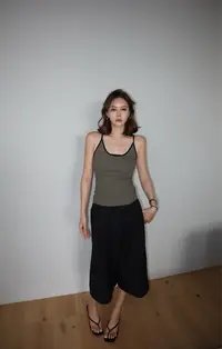 KIOKWANG//拼接撞色设计感 露背无袖吊带修身背心上衣