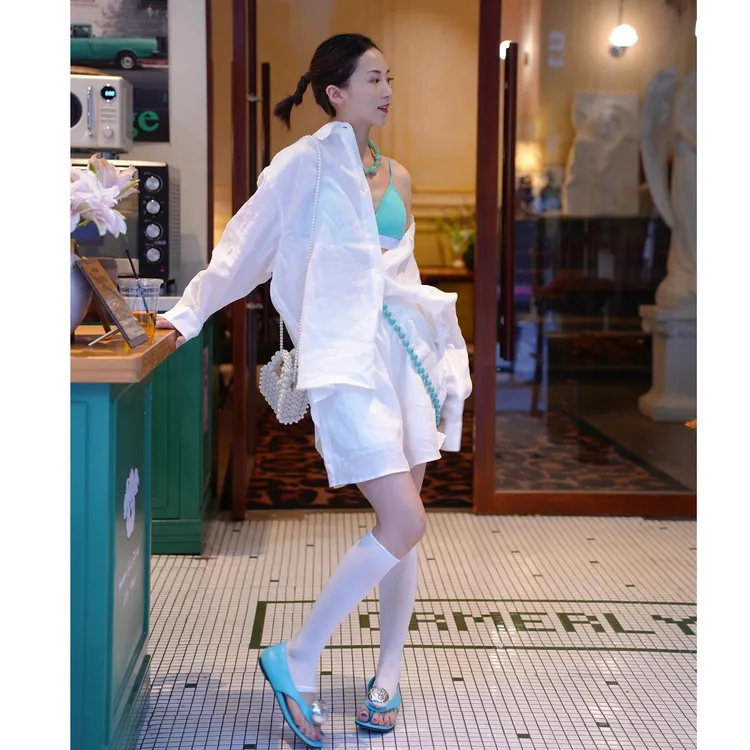 高级感白色亚麻两件套女2025年早秋新款简约百搭衬衫短裤棉麻套装