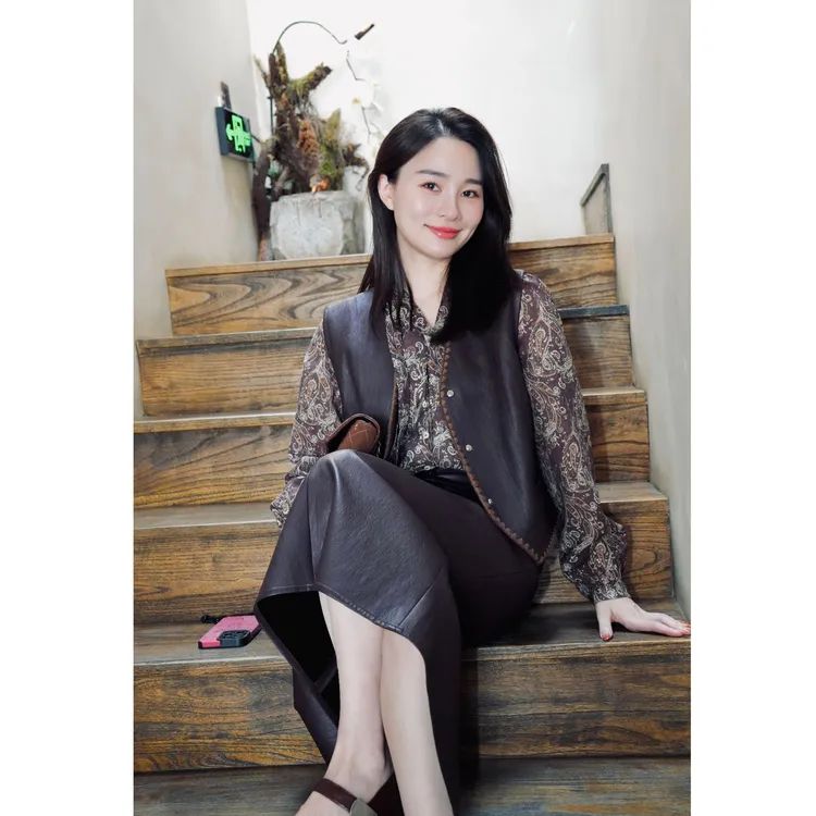 HELA AOMI“秋日邂逅”精致裁剪 西部野性哑光花边复古半身裙