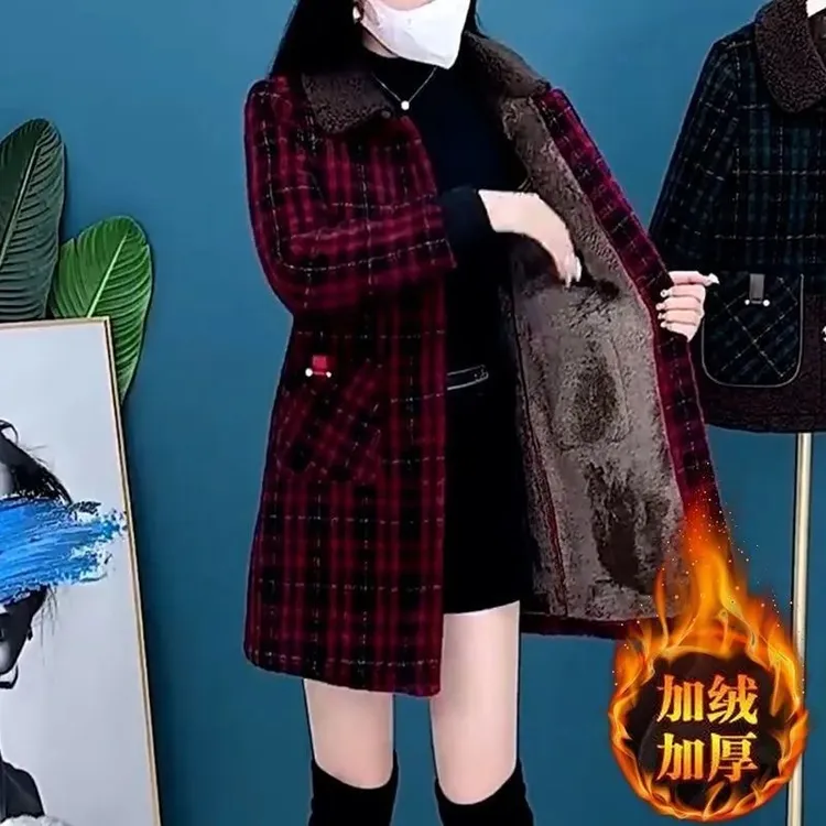 方领秋冬洋气时尚新款加绒加厚中长款外套女装气质高档显瘦大气妈