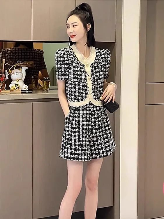 名媛小香风时尚套装女夏季2025新款时尚法式上衣高腰短裤两件套