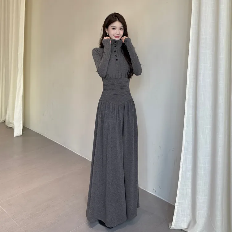 INSTUNNING复古高领秋冬打底气质长裙修身褶皱收腰显瘦A字连衣裙