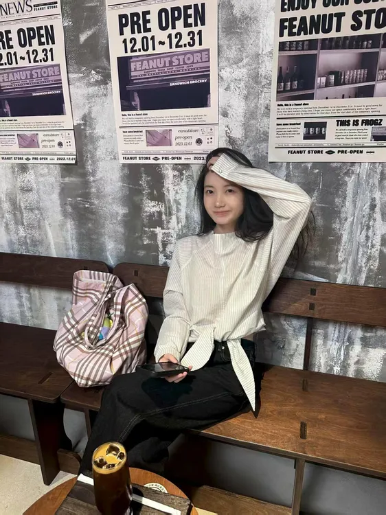 2025早秋新款时尚套装气质显瘦洋气休闲百搭性感辣妹外出上衣长裤