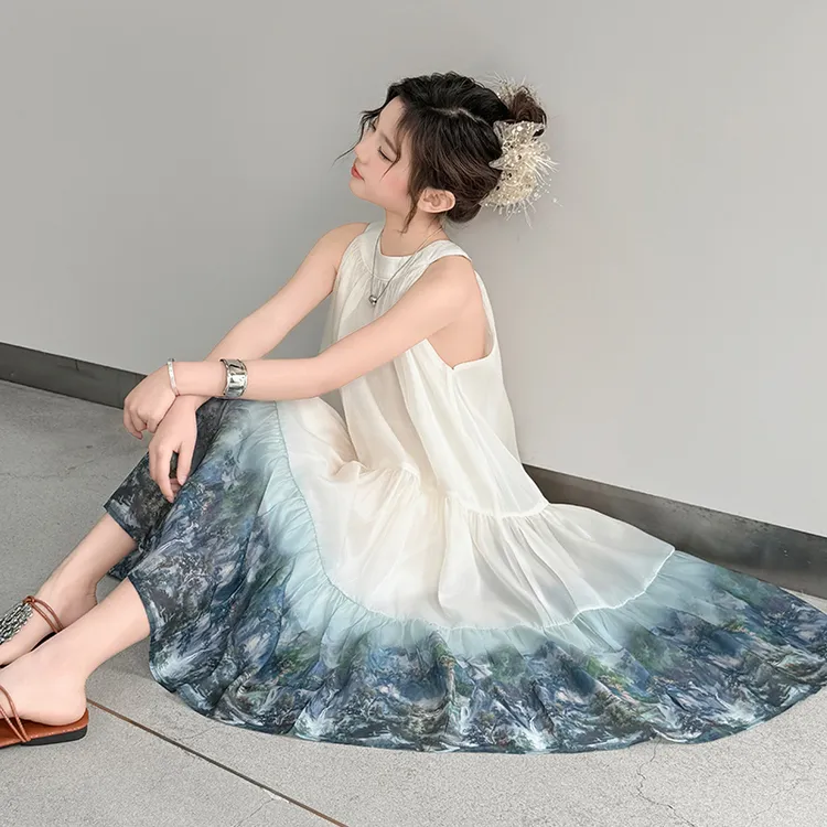 女童挂脖连衣裙2025夏季新款儿童洋气时髦水墨画吊带裙子沙滩长裙