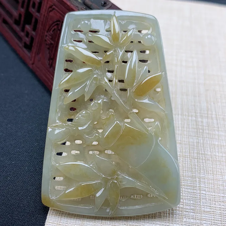 优惠缅甸纯天然A货翡翠老坑料精雕黄色竹节步步高升挂件吊坠