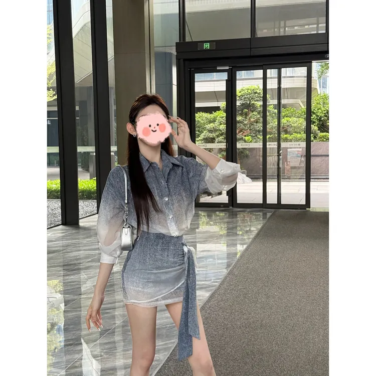 FRVXO“天空之境”设计感时尚小香渐变衬衫+系带包臀半裙套装