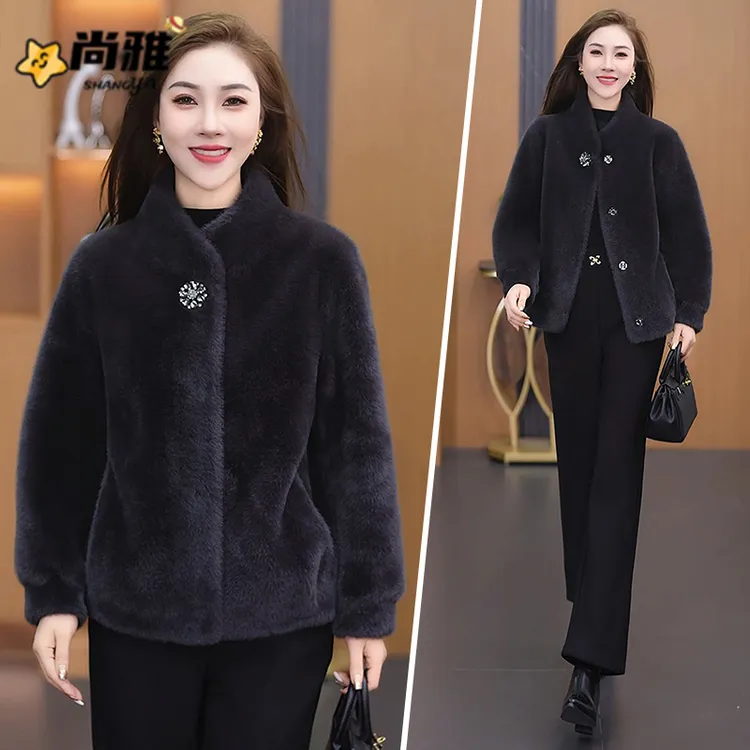 年轻妈妈秋冬外套女气质减龄中年时尚穿搭中年皮毛一体水貂绒上衣