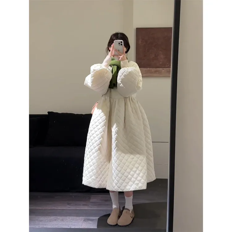 MARIE.COCO简约高级感夹棉连衣裙女秋冬新款宽松显瘦棉服长裙子