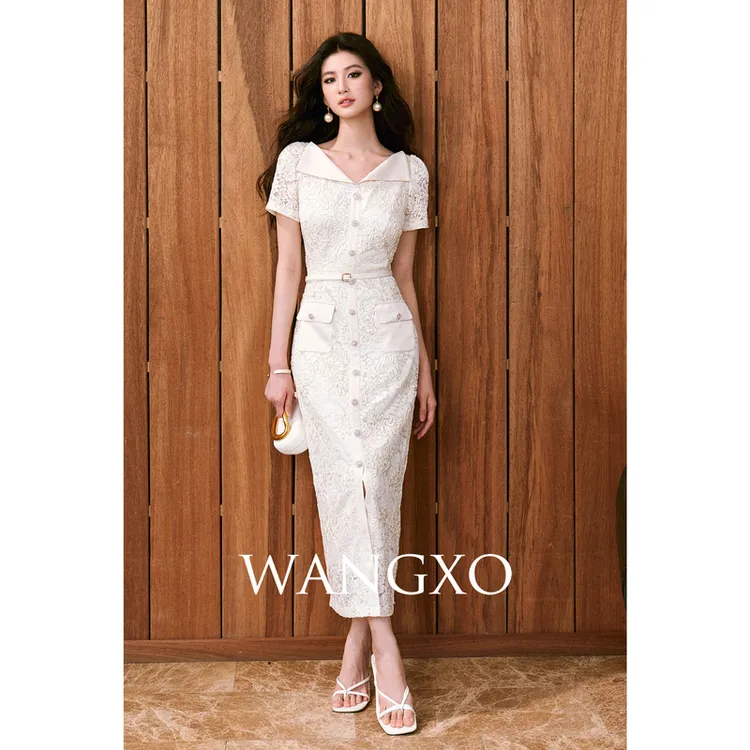 WANGXO  蕾丝拼接缎面修身V领短袖连衣裙250665W