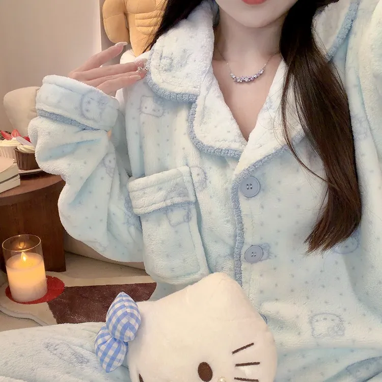 天蓝点点kitty睡衣女生法兰绒秋冬季长袖长裤加厚保暖家居服套装