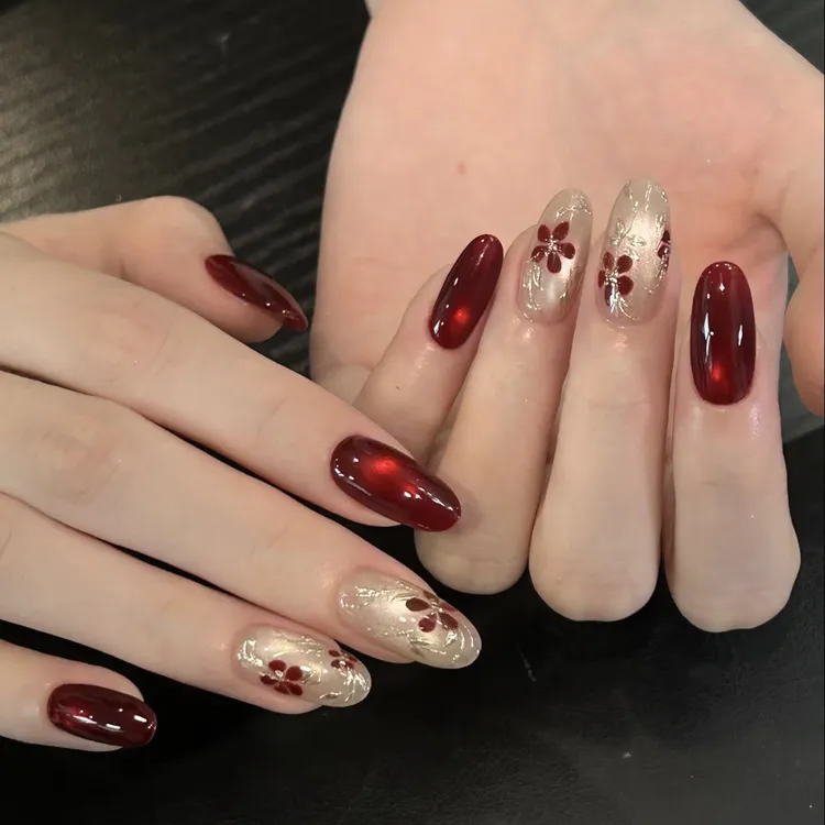 【红墙花窗】纯手工定制甲可拆卸高级ins新款穿戴甲秋冬新娘美甲