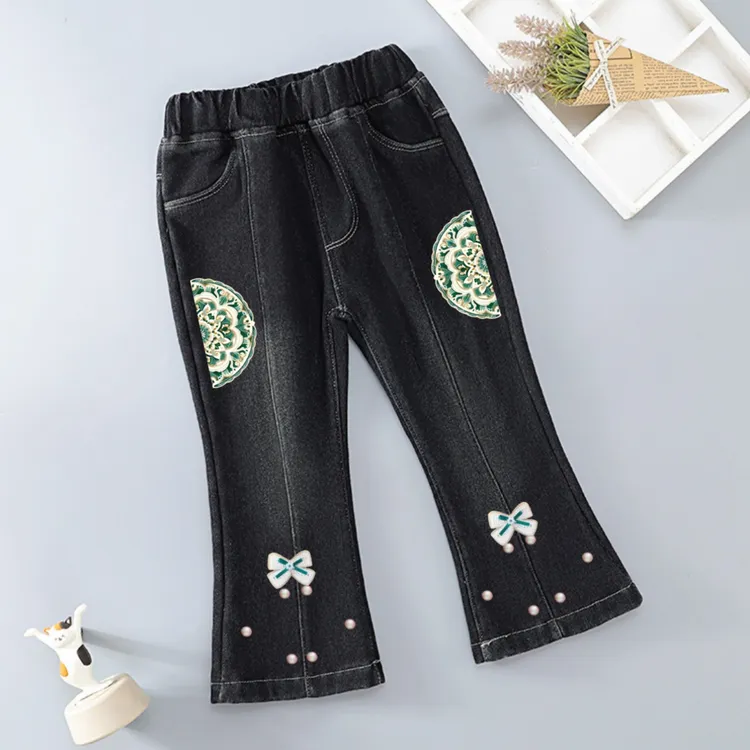 女童牛仔裤喇叭裤新款一体绒中大童宝宝儿童长裤女孩弹力洋气裤子