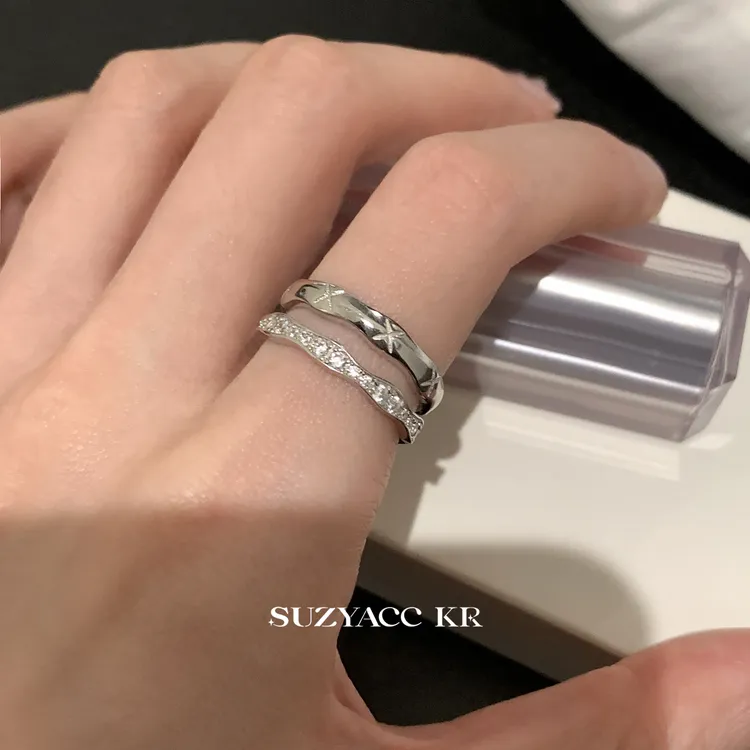 Suzyacc Kr 925银合成锆石戒指 【反转巴黎】精工双层菱格戒指J0863
