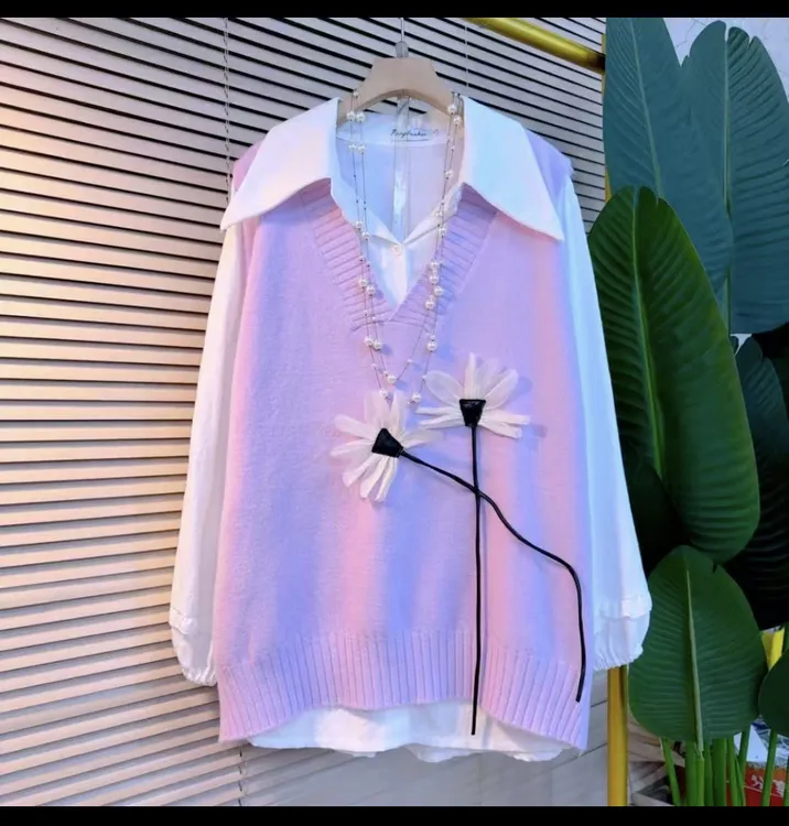 秋冬V领立体花朵针织马甲女宽松显瘦百搭无袖毛衣背心外穿洋气