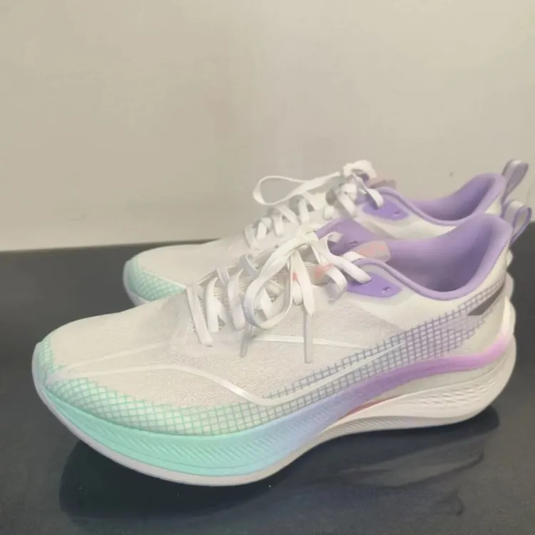 赤兔7pro碳板夏季跑步透气爆款网面竞速跑鞋软底减震学生运动鞋