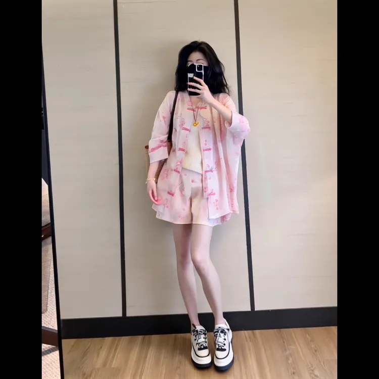 新中式盘扣国风防晒衬衫套装女夏季2025年新款气质长袖短裤两件套