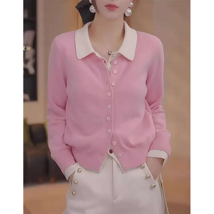 撞色减龄彩扣假两件毛衣女秋季新款洋气时尚针织开衫翻领上衣ins