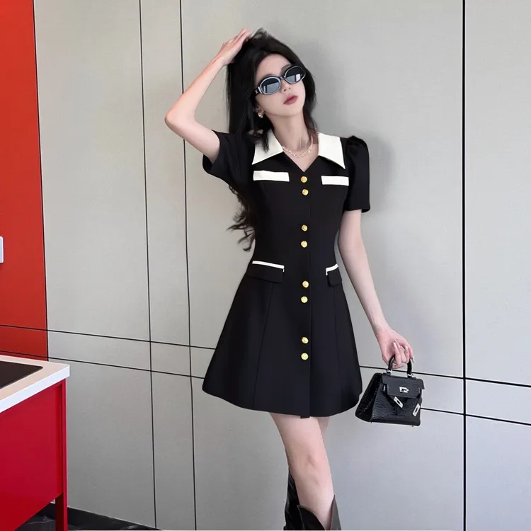 A小香风连衣裙2025新款夏女高级轻奢修身v领显瘦短款气质裙D0832