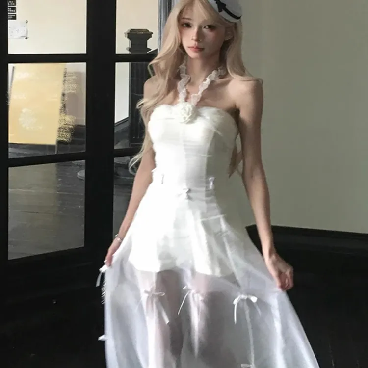 海边度假独特漂亮收腰长裙高级感绝美气质白色挂脖连衣裙子女夏季