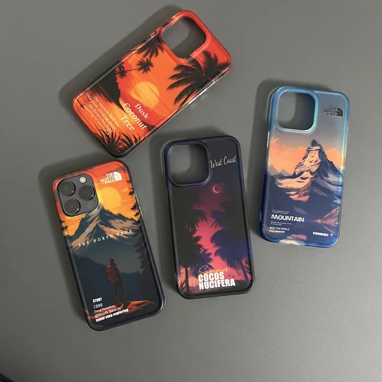 肤感潮牌双层雪山镭射适用iPhone17promax手机壳苹果16/15/14防摔