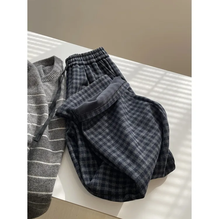 大码女装胖mm240斤复古加绒格子裤女慵懒宽松加厚阔腿休闲直筒裤