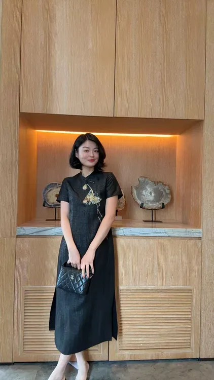 TANTAN   真丝香云纱气质并蒂莲短袖连衣裙1609