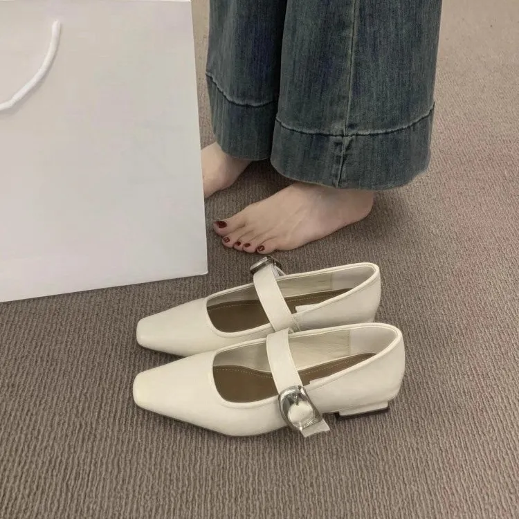 法式高级感一字扣带方头玛丽珍鞋鞋子新款百搭通勤单鞋时尚复古