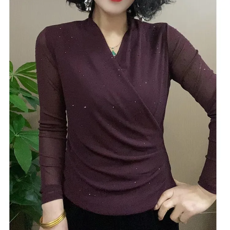 2025早春新款上衣时尚V领修身百搭设计感女士洋气小衫上衣#216