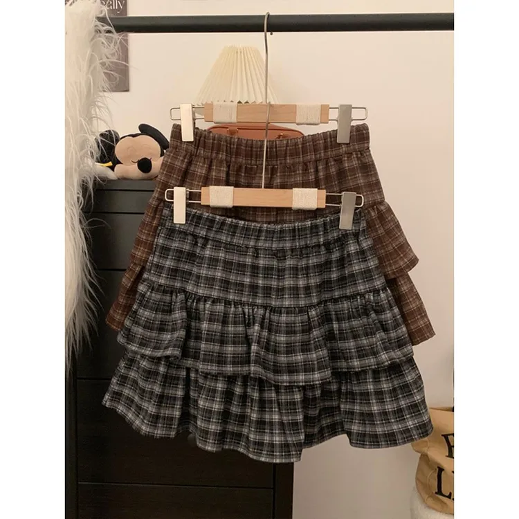 韩系复古撞色格子显瘦半身裙秋冬新款荷叶边少女感蛋糕短裙子洋气