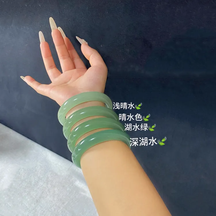 新疆老坑细料天然晴水色东陵玉正圈多样性发货