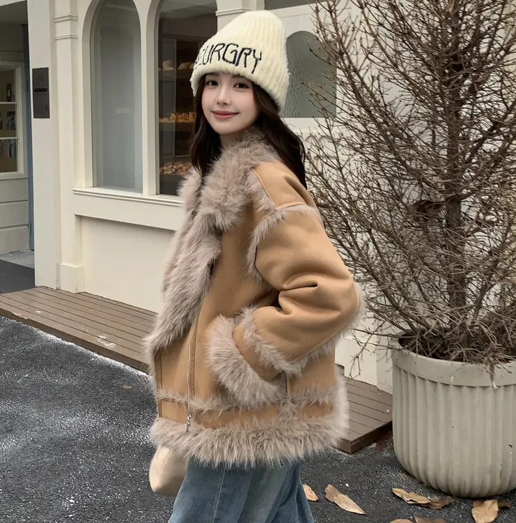 高级感仿狐狸毛皮毛一体麂皮绒翻领外套女