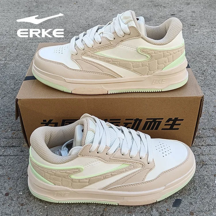 erke/鸿星尔克情侣低帮透气无双板鞋新款女款皮面休闲鞋复古时尚