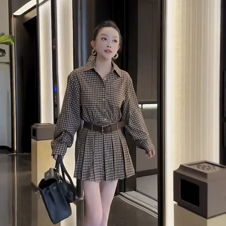 早秋条格衬衫短裤腰带时尚休闲套装显瘦气质长袖格子秋季复古韩版