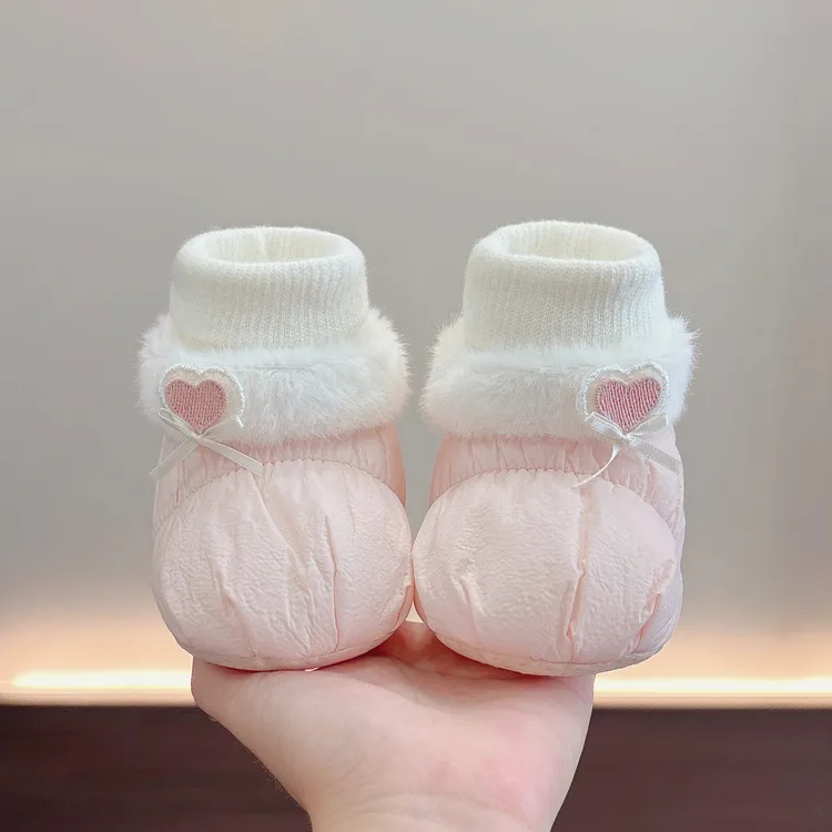 秋冬季冬季男女宝宝加绒保暖通用公主风袜鞋车缝线女卡通动漫保暖