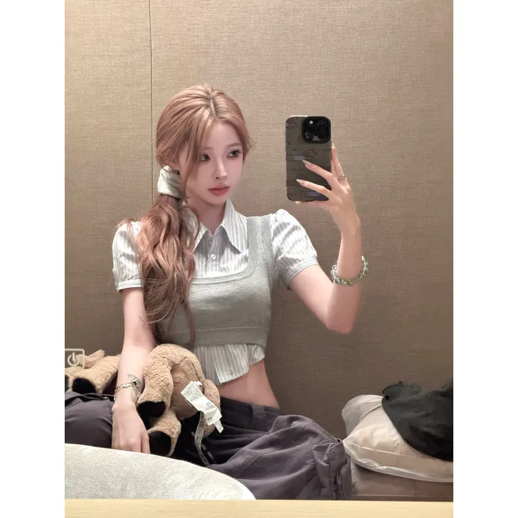 Suuuicee 韩女公式 蓝色小清新条纹短袖衬衫女针织无袖背心两件套