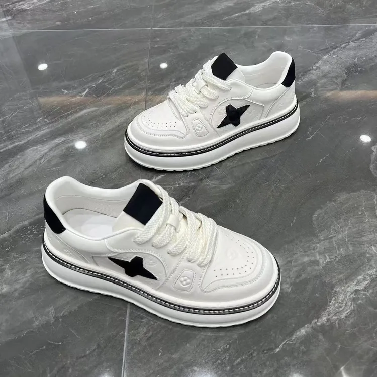 男鞋2025新款头层牛皮板鞋百搭透气潮流增高真皮小白鞋时尚休闲鞋