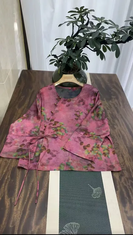 052新国风复古2025新款小衫秋款国风新明星同款新国风女装中式