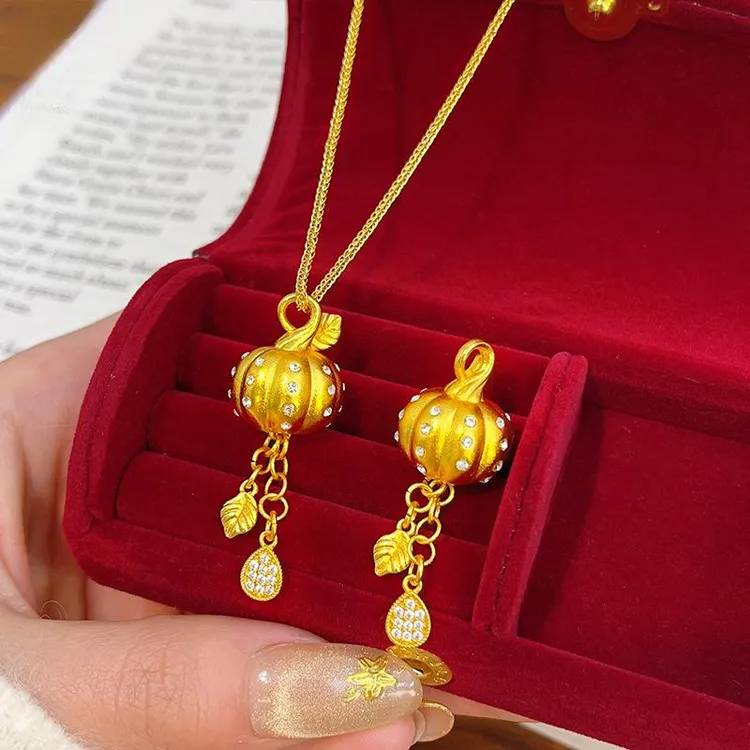 铜合金项链 古法复古满钻南瓜流苏吊坠项链万事不南金色瓜锁骨链