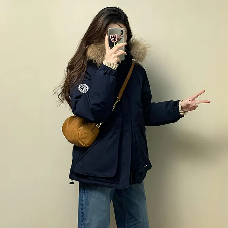 欧货版型时尚百搭连帽泡芙感面包服显瘦气质棉服2025冬装女