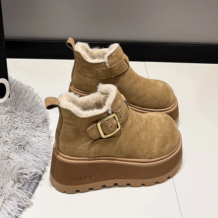 7cm厚底雪地靴女2025新款冬季加绒加厚东北棉靴皮毛一体增高短靴