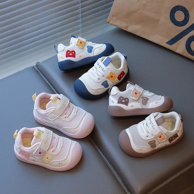 宝宝潮款学步鞋2025秋季新款婴幼儿软底防滑轻便透气可爱风机能鞋