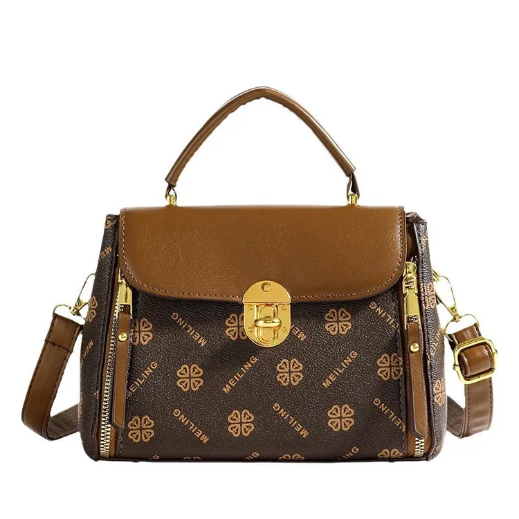 字母印花手提包包女士小方包新款秋季高级感精致单肩斜挎包中PVC