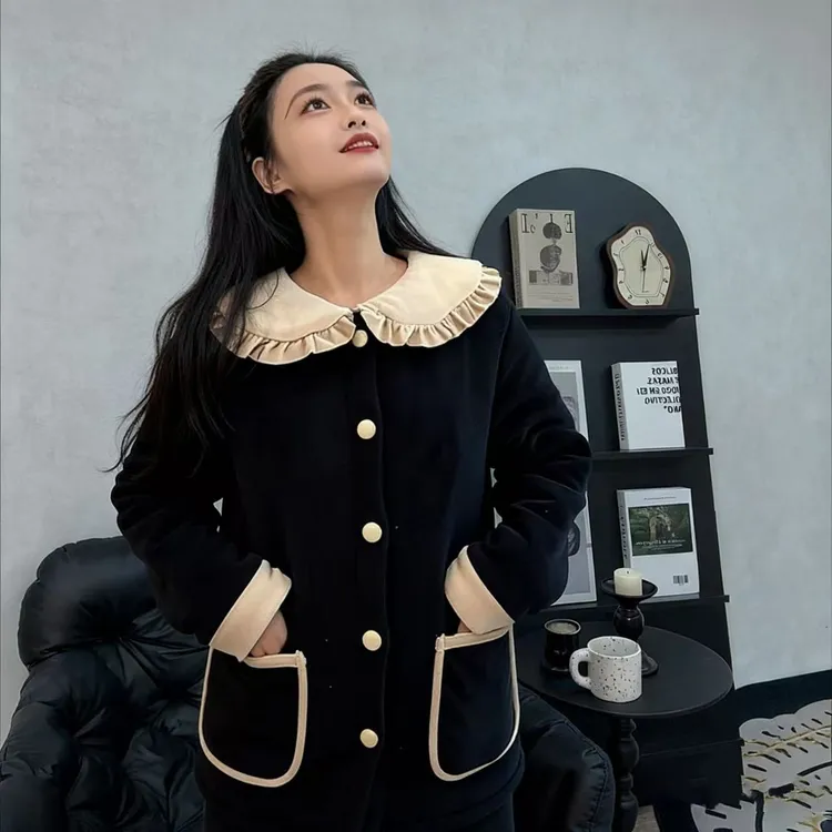 爆款香风海豚绒网红新款娃娃领三层夹棉加厚复合加绒睡衣女可外穿