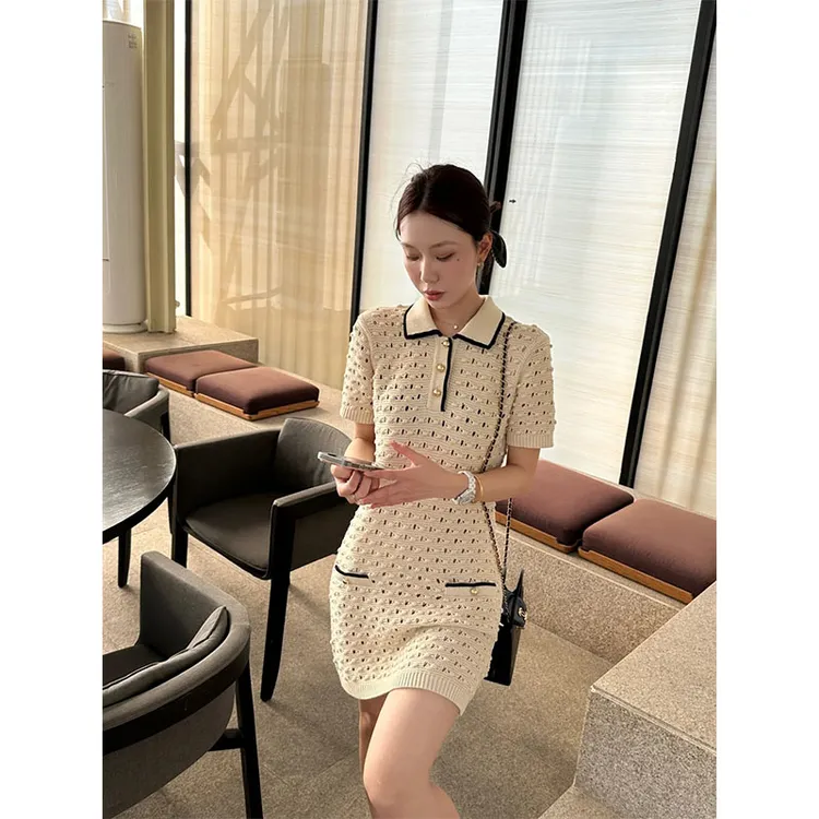 夏季新款修身显瘦穿搭设计感法式小香风针织气质时尚收腰连衣裙女