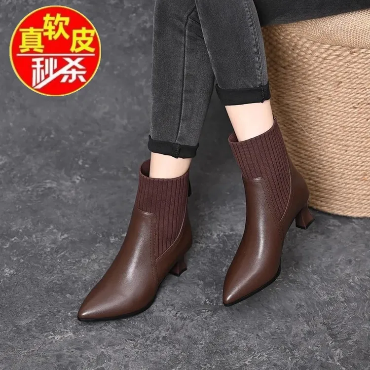 品牌断码真皮尖头粗跟短筒靴子秋冬新款瘦瘦靴马丁靴女高跟短靴女