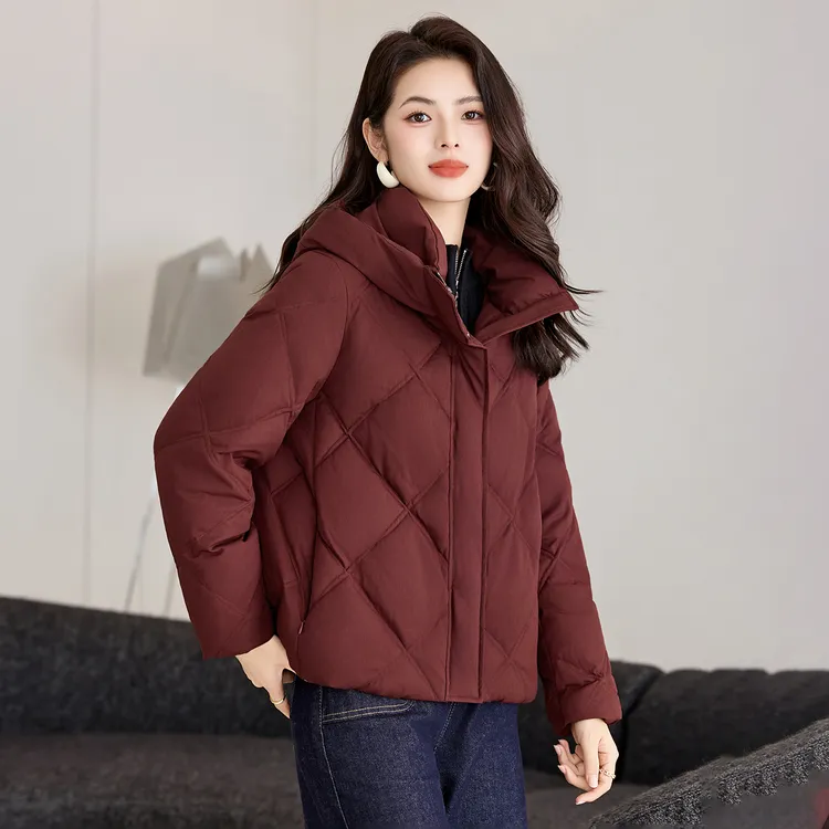 轻薄羽绒服女短款连帽小个子休闲百搭棉服2025冬季新款