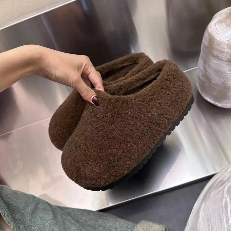 咖啡色包头羔羔毛毛拖鞋女秋冬外穿2025新款网红超火厚底增高棉拖